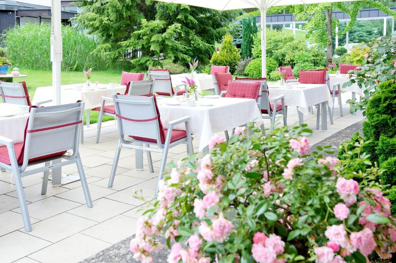 Romantik Waldhotel Mangold Bergisch Gladbach Exterior foto